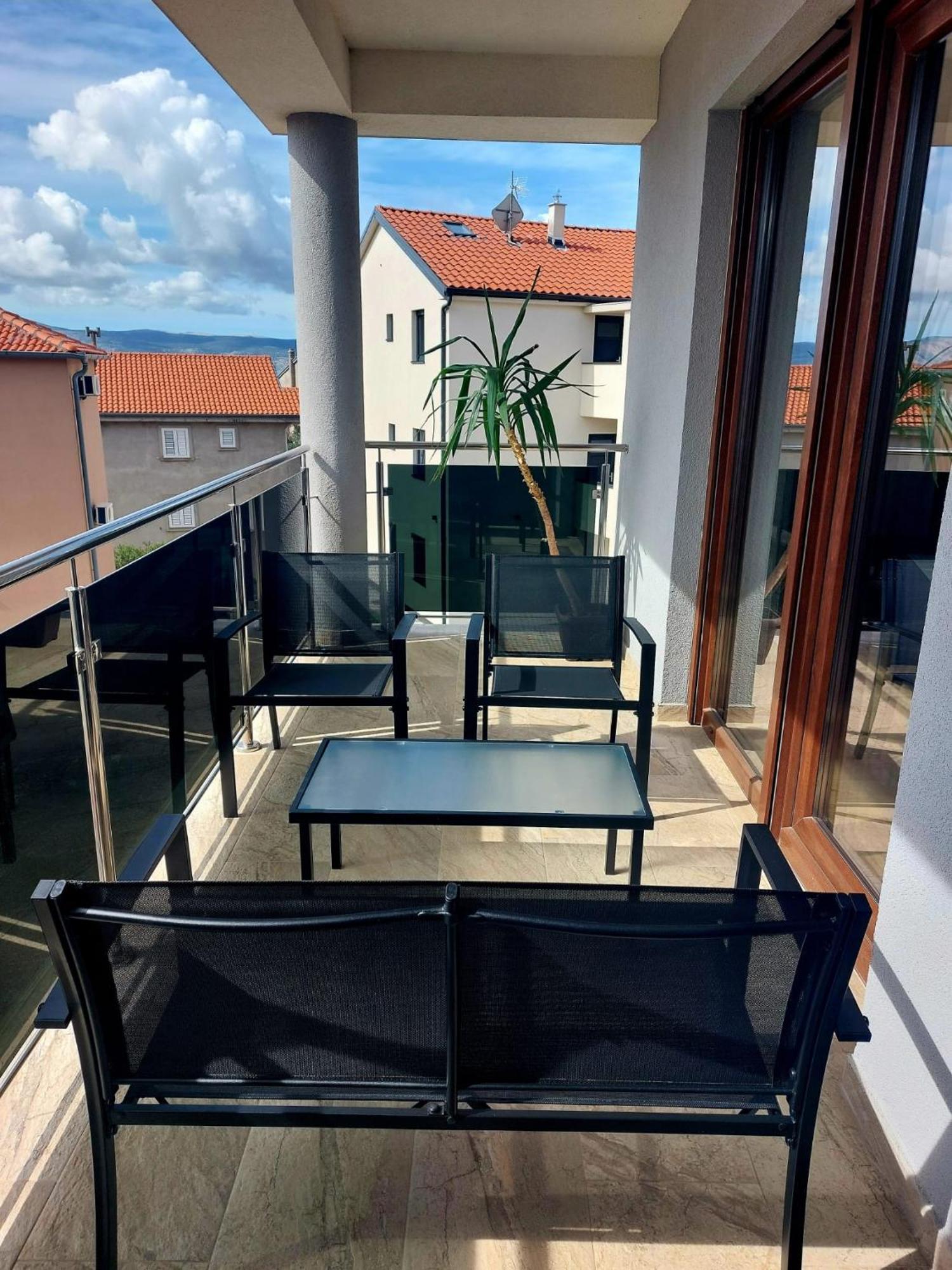Apartmani Ivana Novi 노비비노돌스키 외부 사진