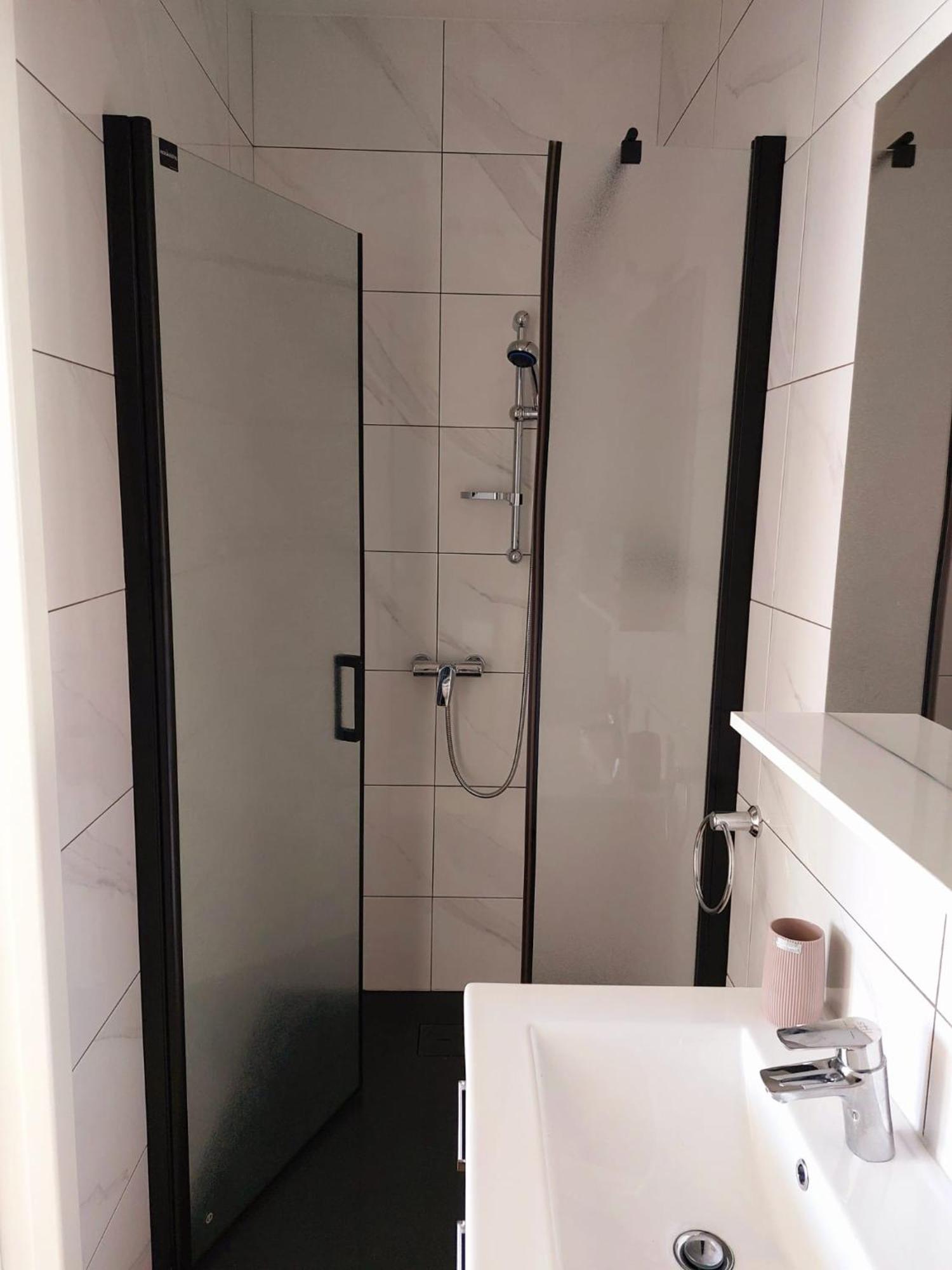 Apartmani Ivana Novi 노비비노돌스키 외부 사진