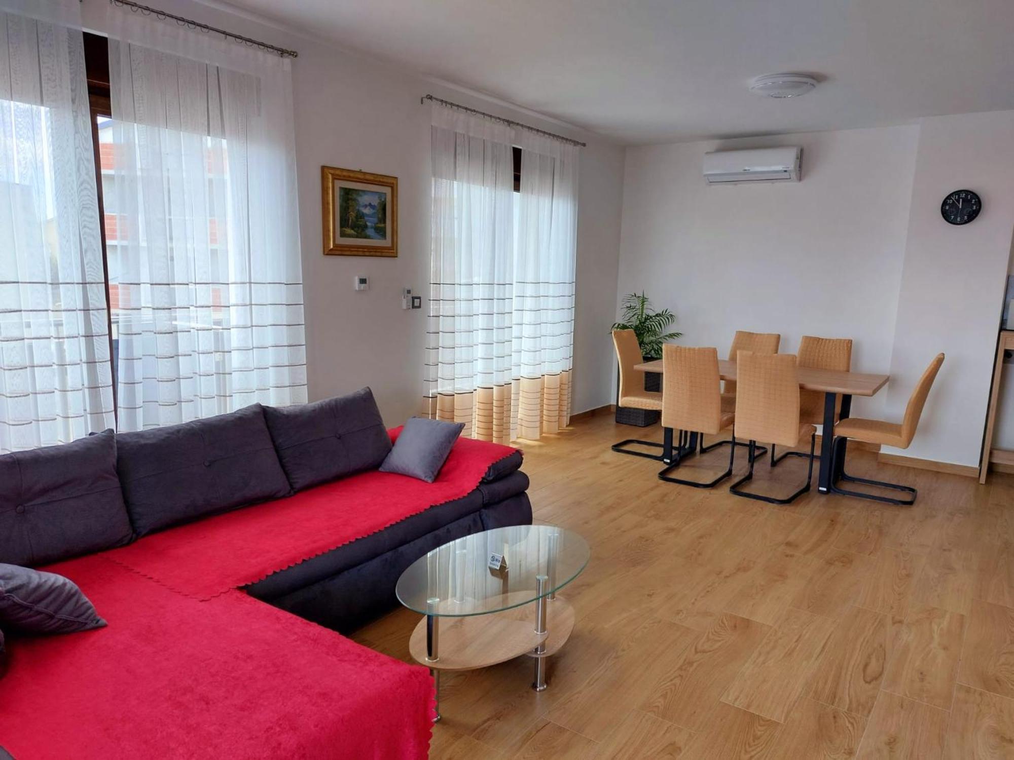 Apartmani Ivana Novi 노비비노돌스키 외부 사진