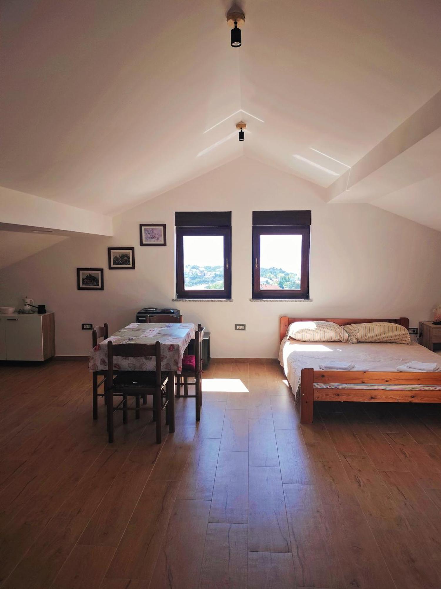 Apartmani Ivana Novi 노비비노돌스키 외부 사진